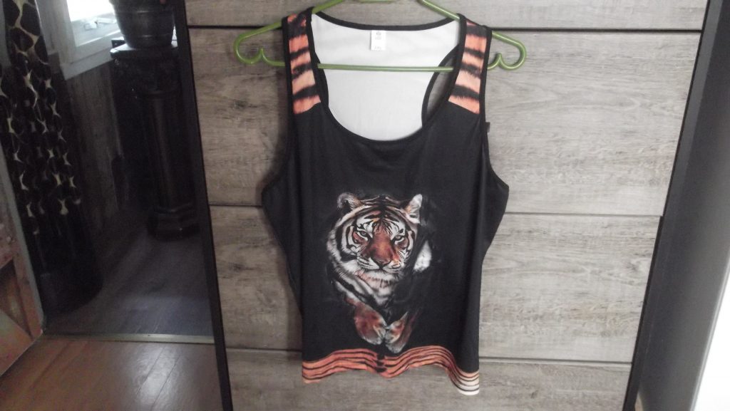 DSCF7663-camisole-lion.jpg